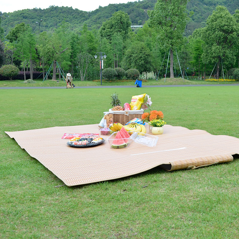 Outdoor picnic mat insulation bag